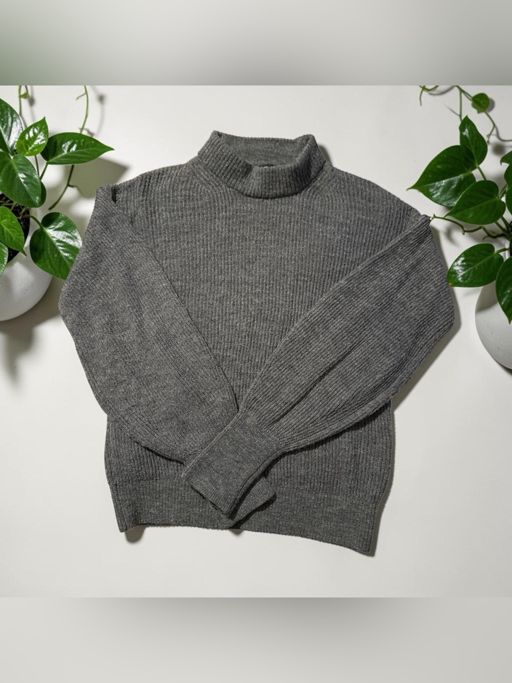 (Q2) Quince Charcoal Alpaca Blend Ribbed Turtleneck M